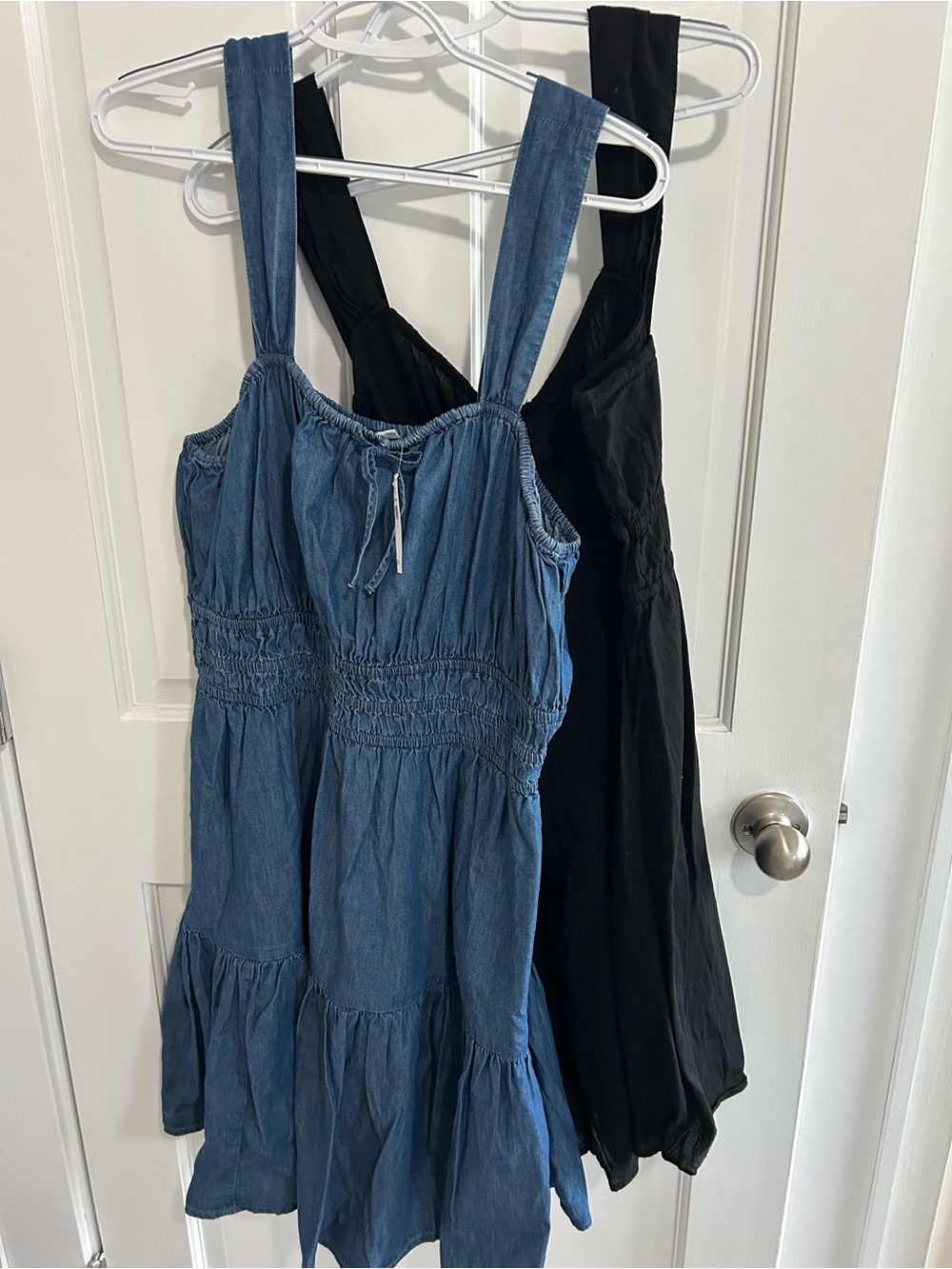 Two womens GAP  Dresses size large